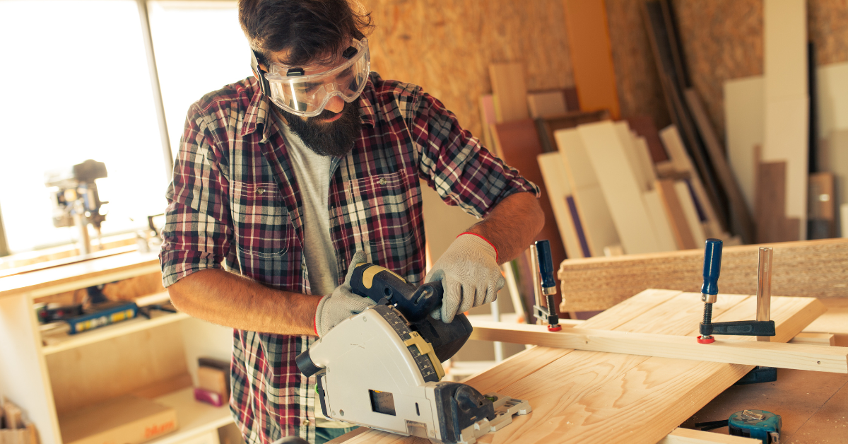 plan-be-eco-produkcja-mebli-z-materiałów-z-certyfikatem-FSC-i-materiałów-z-recyklingu-zmniejsza-ślad-węglowy